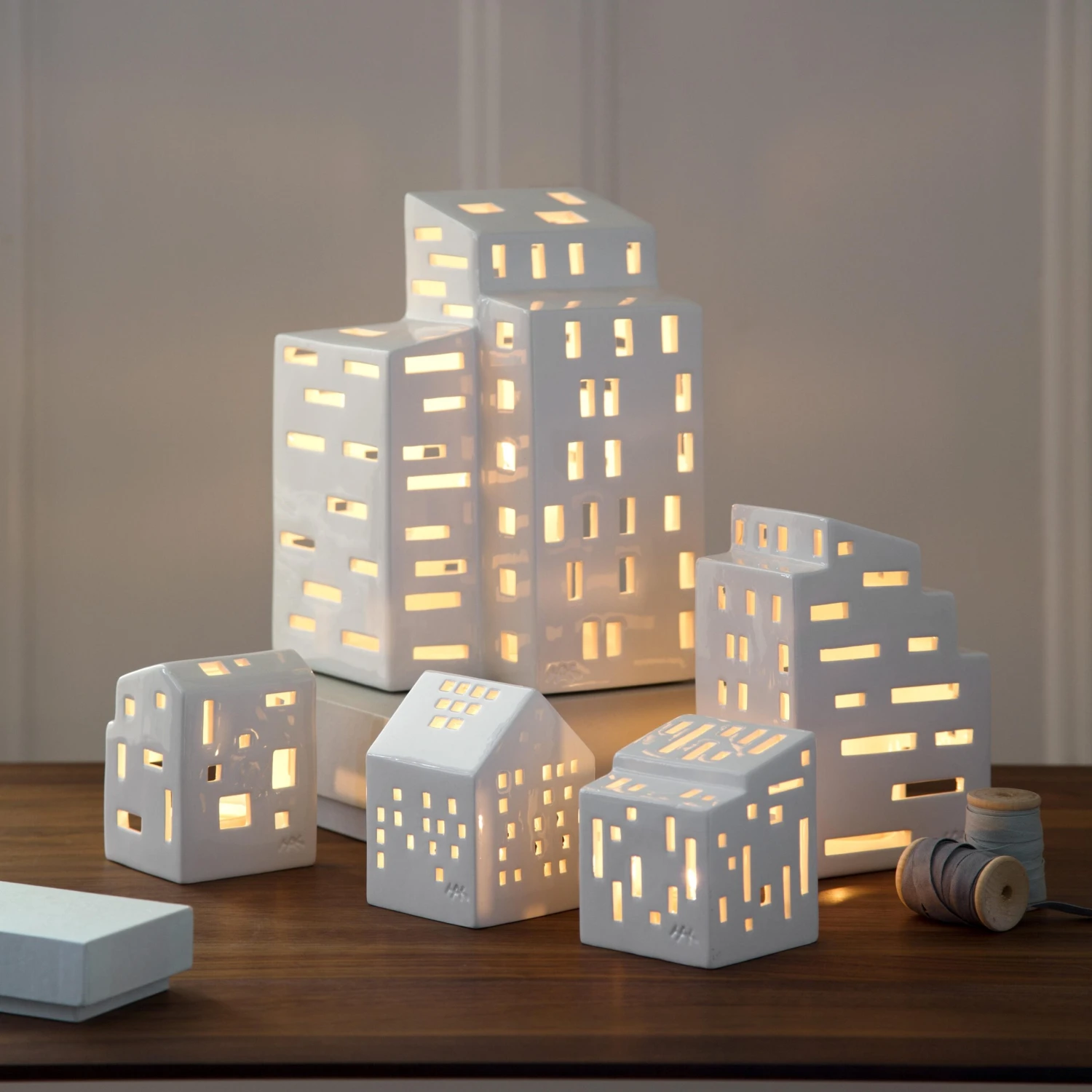 Kähler Urbania Kaarsenhouder Klein 6 Kähler Urbania Kaarsenhouder Klein - Afbeelding 4