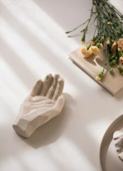 Bless Sculptuur -Mooi Huis Verkoop 43660 02 10 EnvironmentImage 2e69b2ffcb