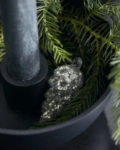 House Doctor Cone Kersthanger 5,5 Cm 6-pack 7 House Doctor Cone Kersthanger 5,5 Cm 6-pack -Mooi Huis Verkoop 505330 01 3 EnvironmentImage 29ea7c1e9f