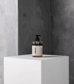 Humdakin Handzeep 300 Ml -Mooi Huis Verkoop 508275 01 11 EnvironmentImage 2bc7a87270