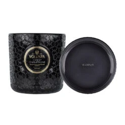 Voluspa Maison Noir Luxe Geurkaars 80 Uur 10 Voluspa Maison Noir Luxe Geurkaars 80 Uur -Mooi Huis Verkoop 509680 01 3 ProductImageExtra 69b9e2d75e