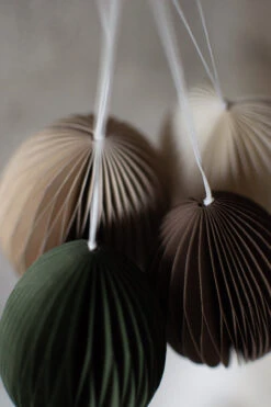 DBKD Ovoid Paashanger Papier 7 Cm -Mooi Huis Verkoop 510299 01 5 EnvironmentImage 323c25d86e