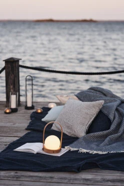 Menu Carrie Lamp Limited Edition -Mooi Huis Verkoop 515276 01 8 EnvironmentImage da5cfb2a96