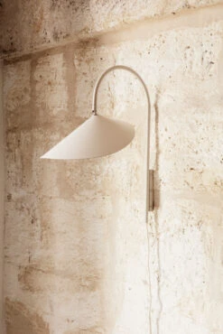 Ferm LIVING Arum Swivel Muurlamp -Mooi Huis Verkoop 573057 01 42 EnvironmentImage 1c8c7db16c