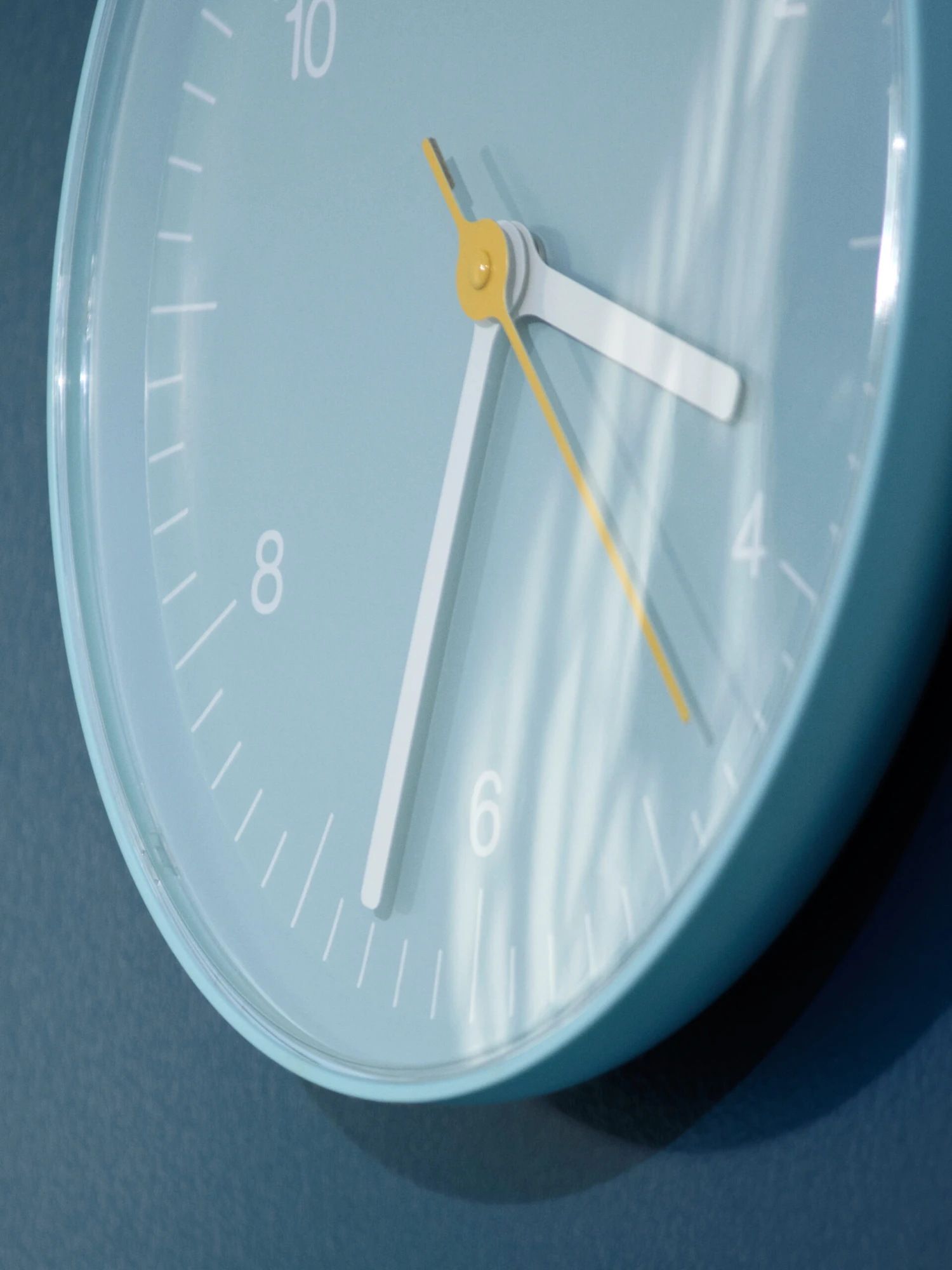 Hay Wall Clock Wandklok Ø26,5 Cm 4 Hay Wall Clock Wandklok Ø26,5 Cm - Afbeelding 2