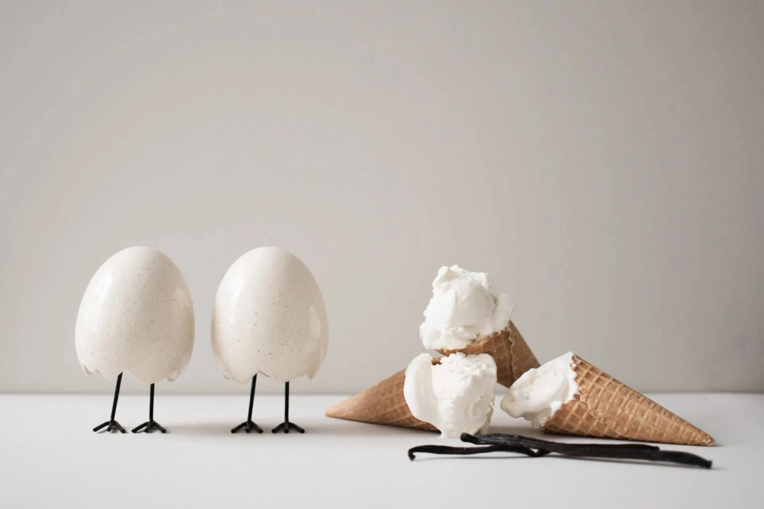 DBKD Happy Feet Paasdecoratie 4 DBKD Happy Feet Paasdecoratie - Afbeelding 2