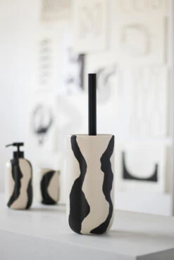 Mette Ditmer Icon Toiletborstel -Mooi Huis Verkoop 578756 01 40 EnvironmentImage 9d1ec6ac7c