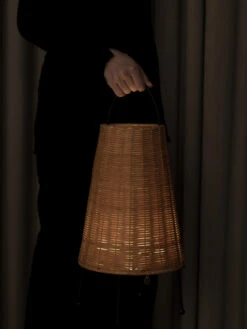 Ferm LIVING Porti Braided Tafellamp 50 Cm -Mooi Huis Verkoop 579137 01 44 EnvironmentImage 5d782250e4