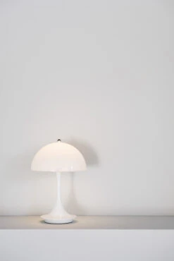 Louis Poulsen Panthella Portable Tafellamp V2 -Mooi Huis Verkoop 580785 01 21 ProductImageExtra 0659fc868d