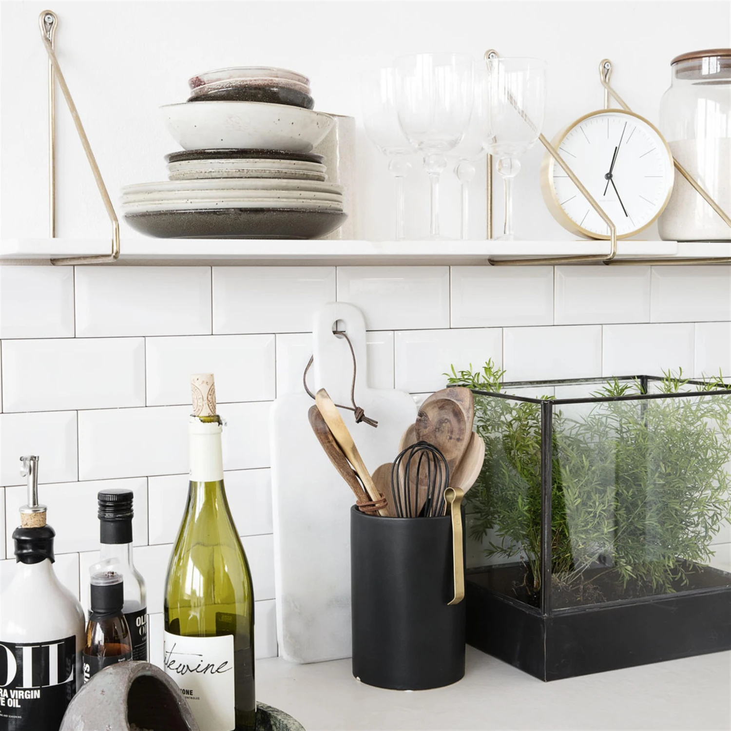 House Doctor Hannah Tafelklok 15 Cm. 4 House Doctor Hannah Tafelklok 15 Cm. - Afbeelding 2